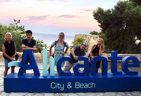 Alicante Spanish school of Estudio Sampere