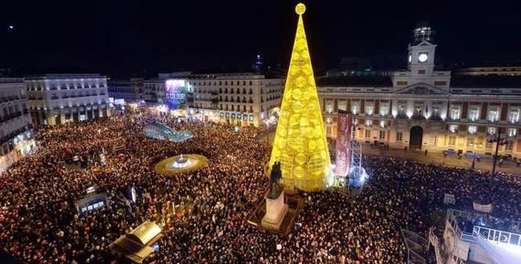 Puerta del Sol Madrid: 12 uvas España