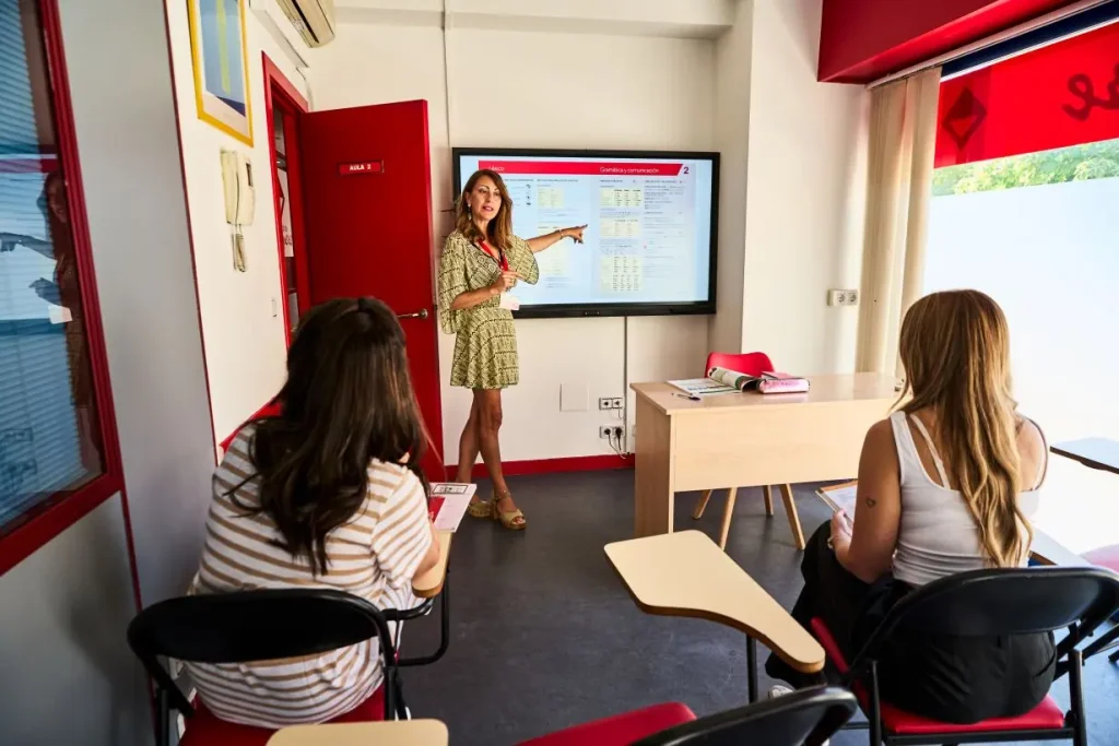 Audiovisual classroom Estudio Sampere in Salamanca